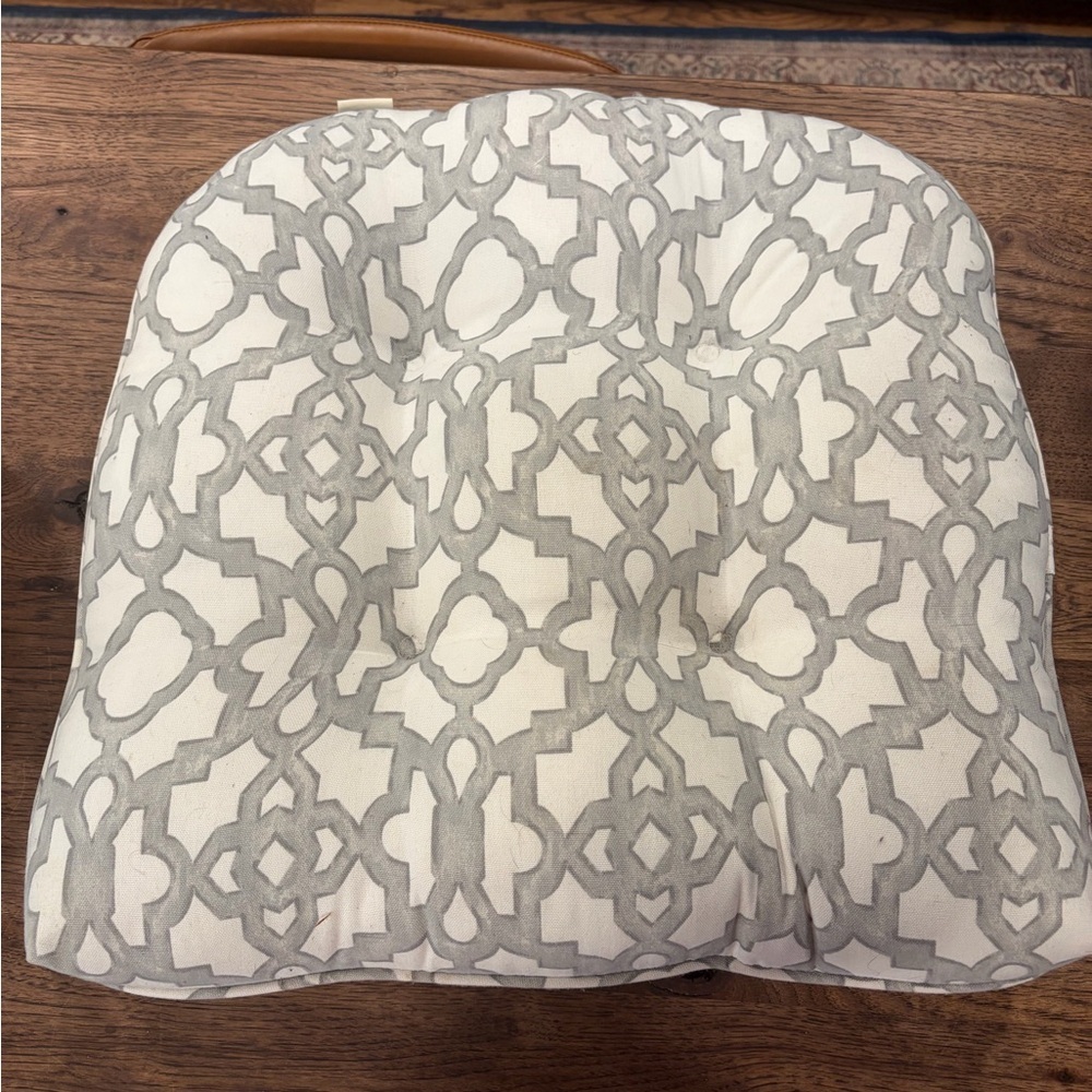 Pier 1 19x19” cream gray  Chair Cushion tufted